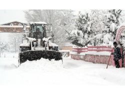 Erzincan’da 515 Köy Yolu Ulaşıma Kapandı