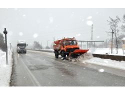 Bolu Dağı'n da Kar Yağışı Ulaşımı Etkiliyor