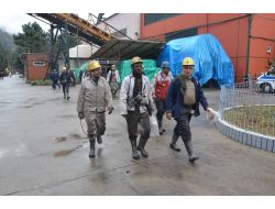 Maden Ocağında Ani Gaz Boşalmasından Etkilenen İşçilere Ulaşılmaya Çalışılıyor