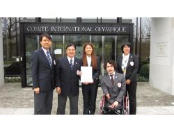 Tokyo, Olimpiyat Kitapçığını Teslim Etti