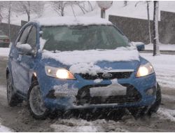 Kar Yağışı Sürücülere Zor Anlar Yaşattı