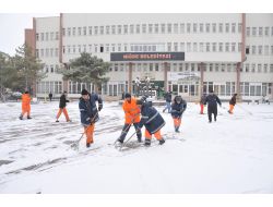 Niğde’de 14 Köy Yolu Ulaşıma Kapandı