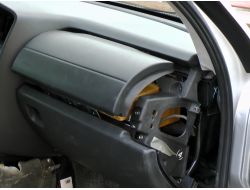 HAVA YASTIĞI YERİNDEN EROİN ÇIKTI!