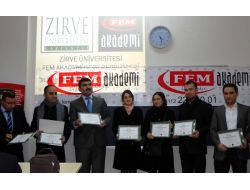 Diyarbakırlı Kursiyerler, Aile Danışmanlığı Sertifikasını Aldı