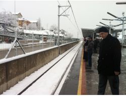Bursa'da Kar Yağışı Metro Seferlerini De Aksattı