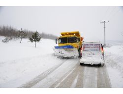 Samsun'da Kar Yağışı Nedeniyle 138 Köy Yolu Kapandı