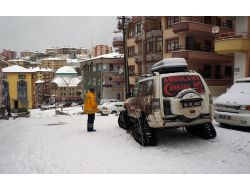 Başkent'te Yaşlı Hastanın İmdadına Paletli Ambulans Yetişti (Özel)