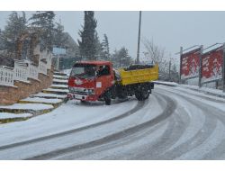 Karlı Yollar Bust Pisti Gibi