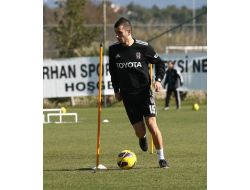 Beşiktaş, İkinci Yarı Hazırlıklarını Sürdürüyor..
