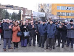 Eğitimciler, Öğretmenin Bıçaklanmasına Tepki Gösterdi