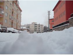 Niğde'de 84 Köy Yolu Kar Nedeniyle Ulaşıma Kapandı