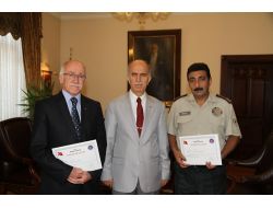 Vali Harput’tan Afad Müdürlerine Üstün Başarı Belgesi