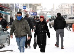 Bolu'da 198 Köy Yolu Ulaşıma Kapandı