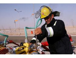 Kürt Yönetimi, Türkiye'ye Petrol Göndermeye Başladı