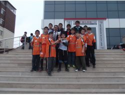 Merzifon Ahi Koleji Salonları Salladı.