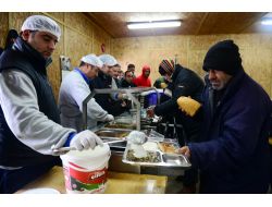 Kar Bastırdı, Kimsesizler Barınmaevine Akın Etti