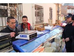 Edremit Zabıtasından Pazar Esnafına Denetim