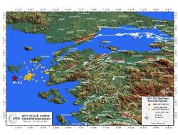 Afad: Ege'de Son 24 Saatte 80 Artçı Deprem Meydana Geldi
