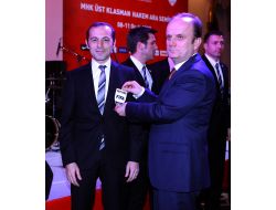 Fıfa Hakemlerine Kokartları Törenle Takıldı