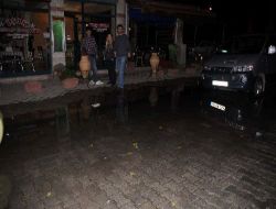 Fethiye'de Deniz Suyu Seviyesi Yükselince Kıyıya Taştı