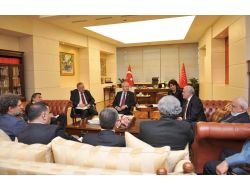 Kılıçdaroğlu Diyalog Grubuyla Görüştü