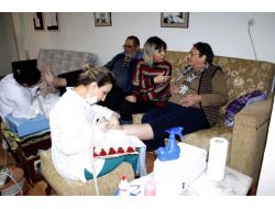 Huzurevinde Kalan Yaşlılara Ayak Bakım Hizmeti