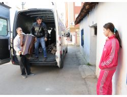 İhtiyaç Sahiplerine Belediyeden Soba Yardımı