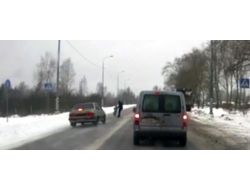 Küçük Kız Dedesinin 6 Ay Önce Aracın Altında Kalarak Öldüğü Yerde Can Verdi