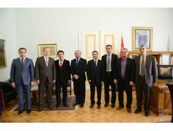 Makedon Akademisyenler İlişkilerin Geliştirmek İçin Bursa'ya Geldi