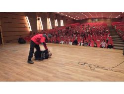 Özel Nilüfer Bademli Koleji'nde Deprem Semineri Düzenlendi