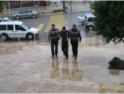 Türbenin Bağış Kutusunu Soyan Zanlı Suçüstü Yakalandı