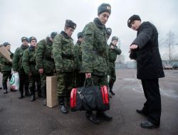 Rus Ordusu'nda General Sayısı Yarıya Düşürüldü