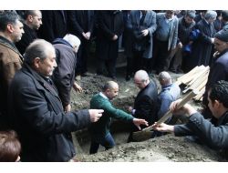 Kurtulmuş Kayınbiraderini Ebediyete Uğurladı