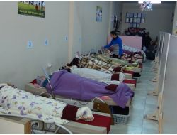 Ücretsiz Masaj Salonu En Çok Yaşlıların İlgisini Çekti