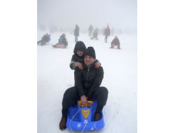 Akegder Üyeleri, Kışın Tadını Kartepe’de Çıkardı