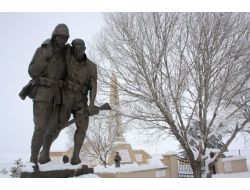 Yard.doç.dr. Aydın: Kriterlere Uymayan Kahramanlar Şehit Olarak Gösterilmiyor