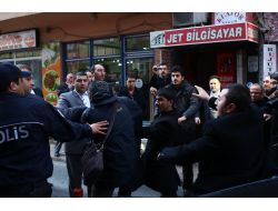 Bahçeli'nin Ziyaretinde Gazetecilere Çirkin Saldırı