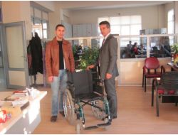 Engellilere Mavi Kapaklı Desteğe Hayırsever İş Adamlarından Katkı