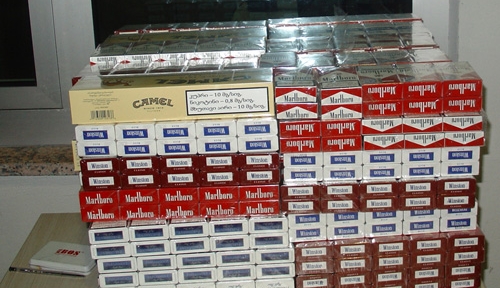 Hopa'da 2 bin 532 paket kaçak sigara