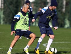 FENERBAHÇE, ARA VERMEDİ..