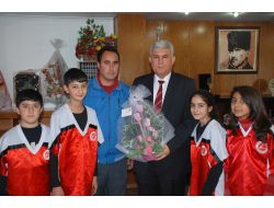 Başarılı Sporculara Başkan Öngel'den Ödül