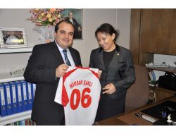 Nallıhan Bayan Basketbol Takımı Tbmm'yi Ziyaret Etti