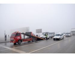 Afyonkarahisar'da Zincirleme Trafik Kazası: 40 Araç Birbirine Girdi