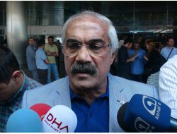 'Uçaktaki Sarhoş Yolcu Canlı Bombadır' (Özel)