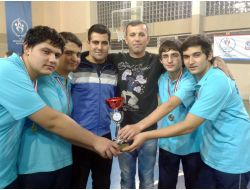 Şehzade Mehmet Öğrencileri Masa Tenisinde Manisa Birincisi Oldu