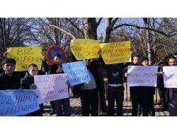 Özel Halk Otobüsü Şoförleri Odtü Önünde Eylem Yaptı