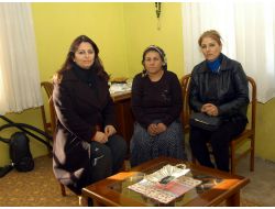 İhtiyaç Sahibi Aileye Ak Partili Kadınlar Yardım Eli Uzattı