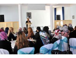 Sınıf Anneleri Mamak Dayanışma Merkezi’nde Buluştu