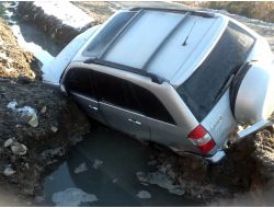 Buz Pistine Dönen Yol Kaza Getirdi