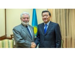 Loscertales: "Birlik Vizyonu" Astana'ya Expo2017'yi Kazandırdı